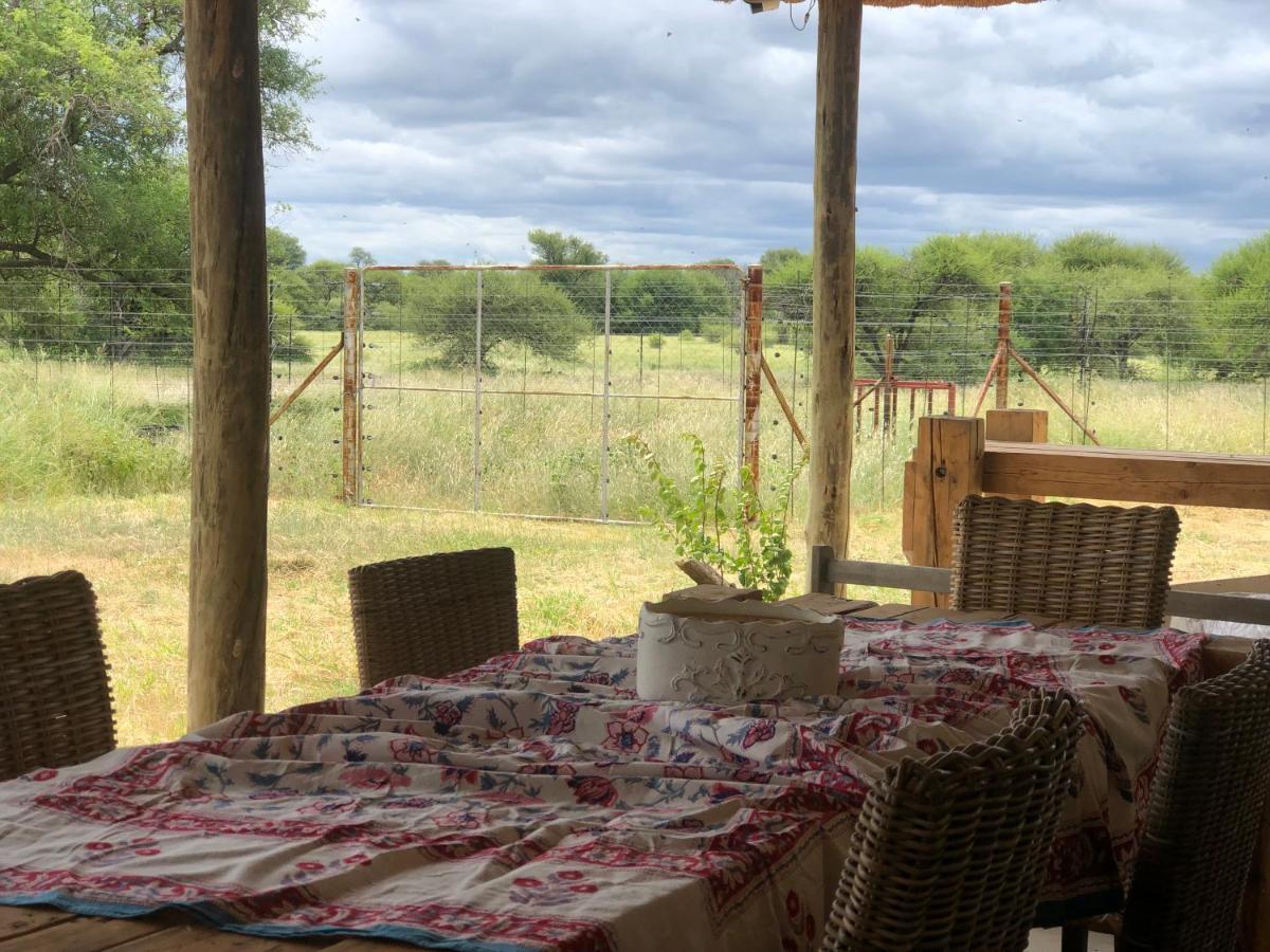 Simba Safaris African Pride Exotic Lodge Lephalale Екстер'єр фото