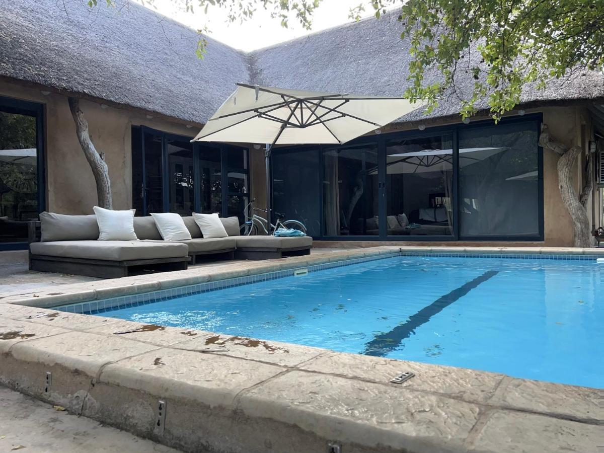 Simba Safaris African Pride Exotic Lodge Lephalale Екстер'єр фото