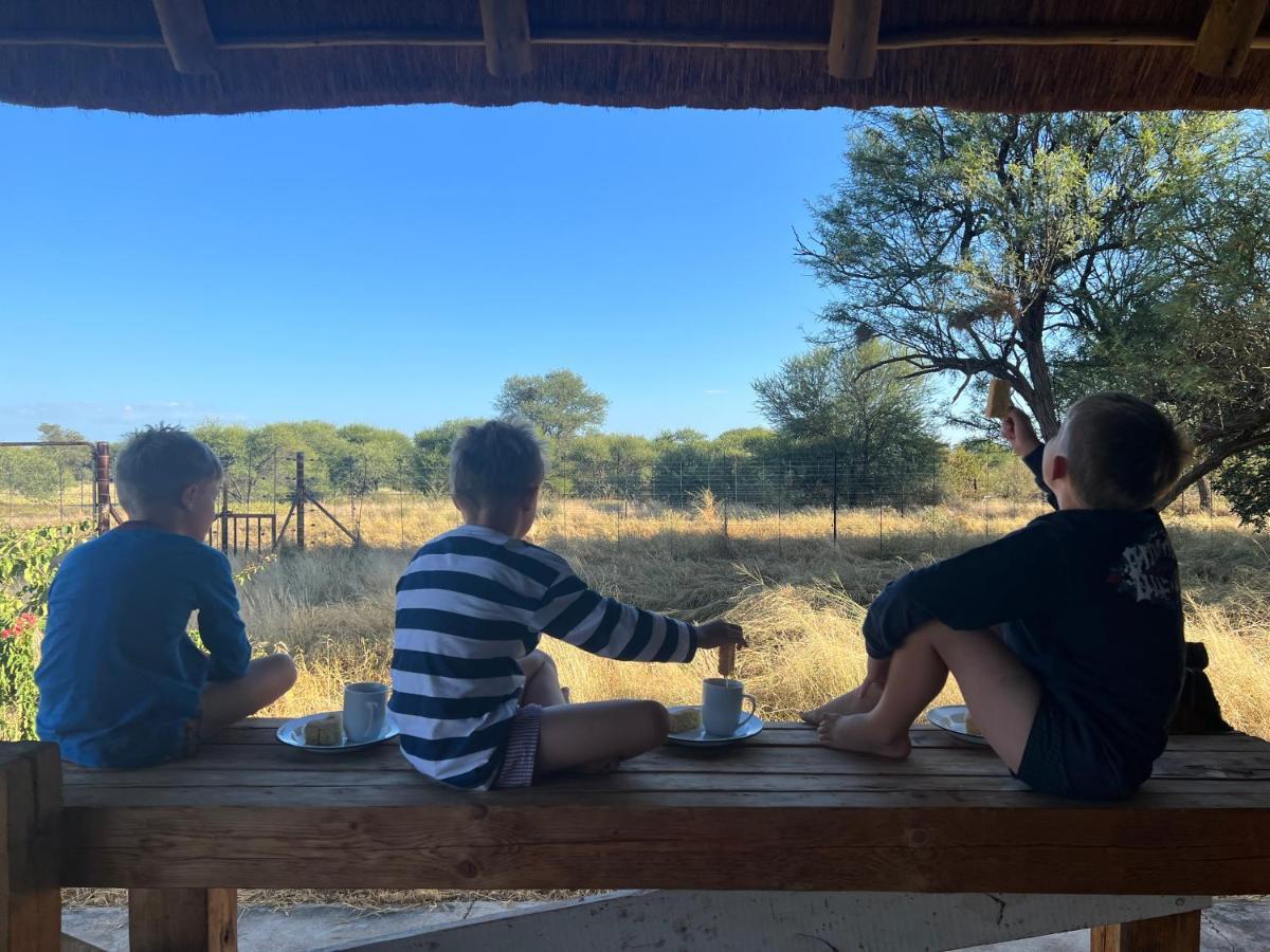 Simba Safaris African Pride Exotic Lodge Lephalale Екстер'єр фото